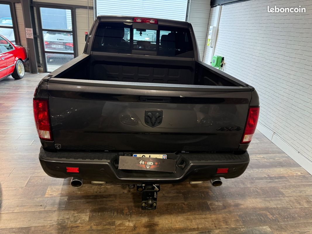 Dodge RAM 1500 4.7 V8 HEMI 401ch 1 ère main + TVA récupérable + Pas de Malus (image 24)