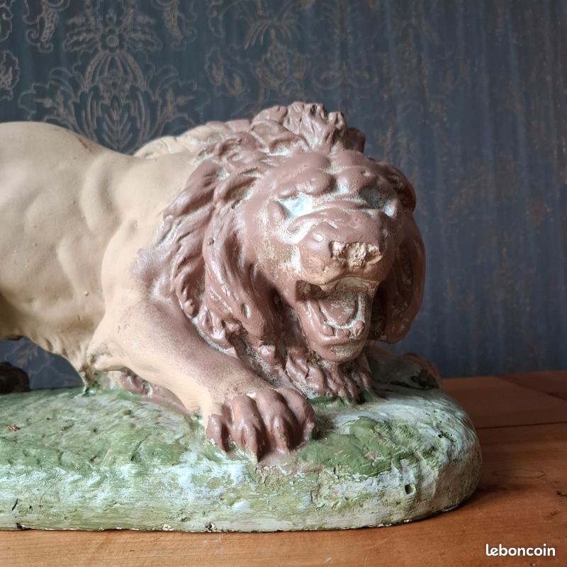 Sculpture lion en plâtre polychrome 1900 (image 2)