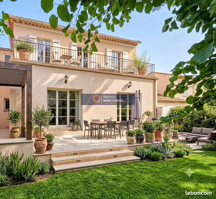 Maison 6 pièces 145 m² · à Cuers · 145 m² · 390 000 €