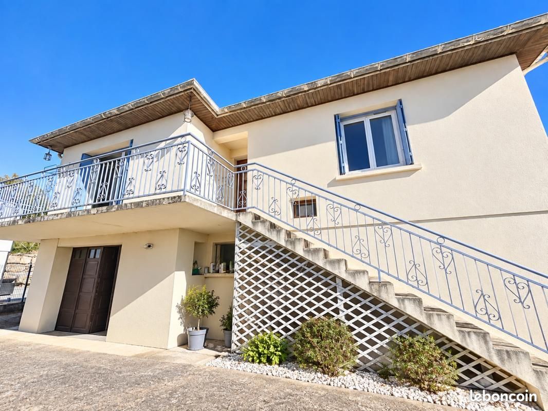 Maison 5 pièces 100 m² · à Bon-Encontre · 100 m² · 164 000 €