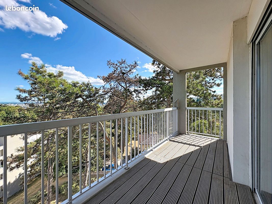 Appartement 4 pièces 95 m² · à Caluire-Et-Cuire · 95 m² · 395 000 €