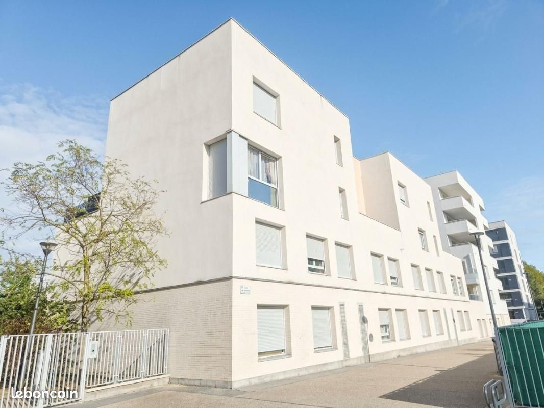 Appartement 3 pièces 62 m² · à Poissy · 62 m² · 1 280 €/mois