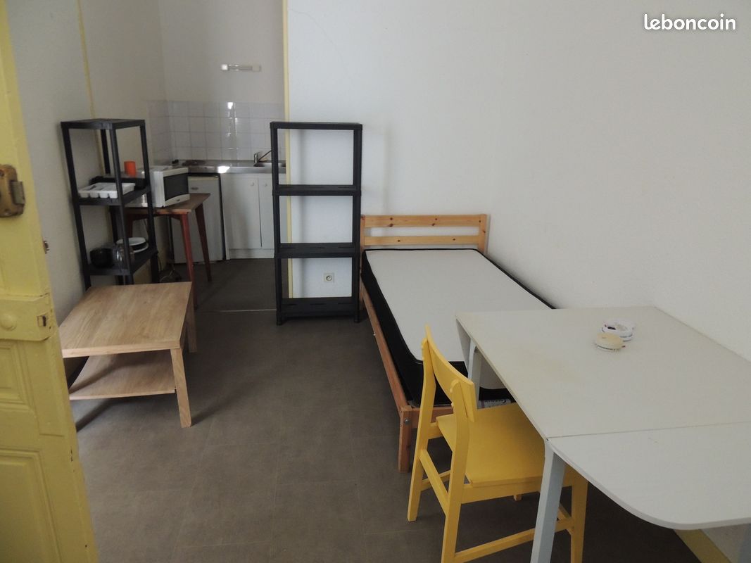 Appartement 1 pièce 25 m² · à Privas · 25 m² · 295 €/mois