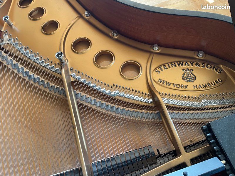Piano Steinway Hamburg 2004 (image 2)
