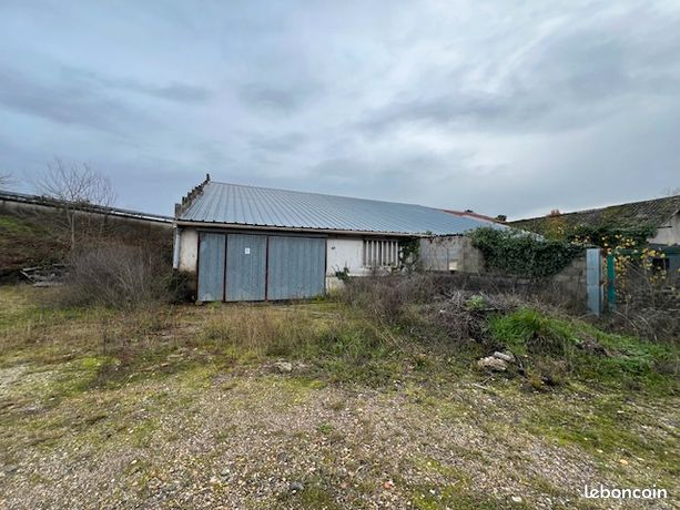 Parking/box 700 m² AIGUILLON