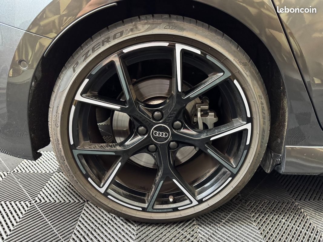 AUDI RS3 SPORTBACK 2.5 TFSI 400 S tronic 7 Quattro (image 11)