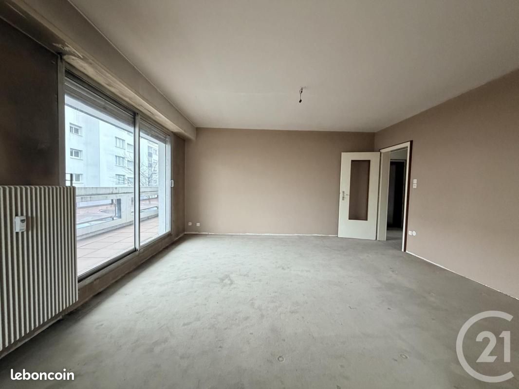 Appartement 5 pièces 107 m² · à Strasbourg · 107 m² · 239 000 €