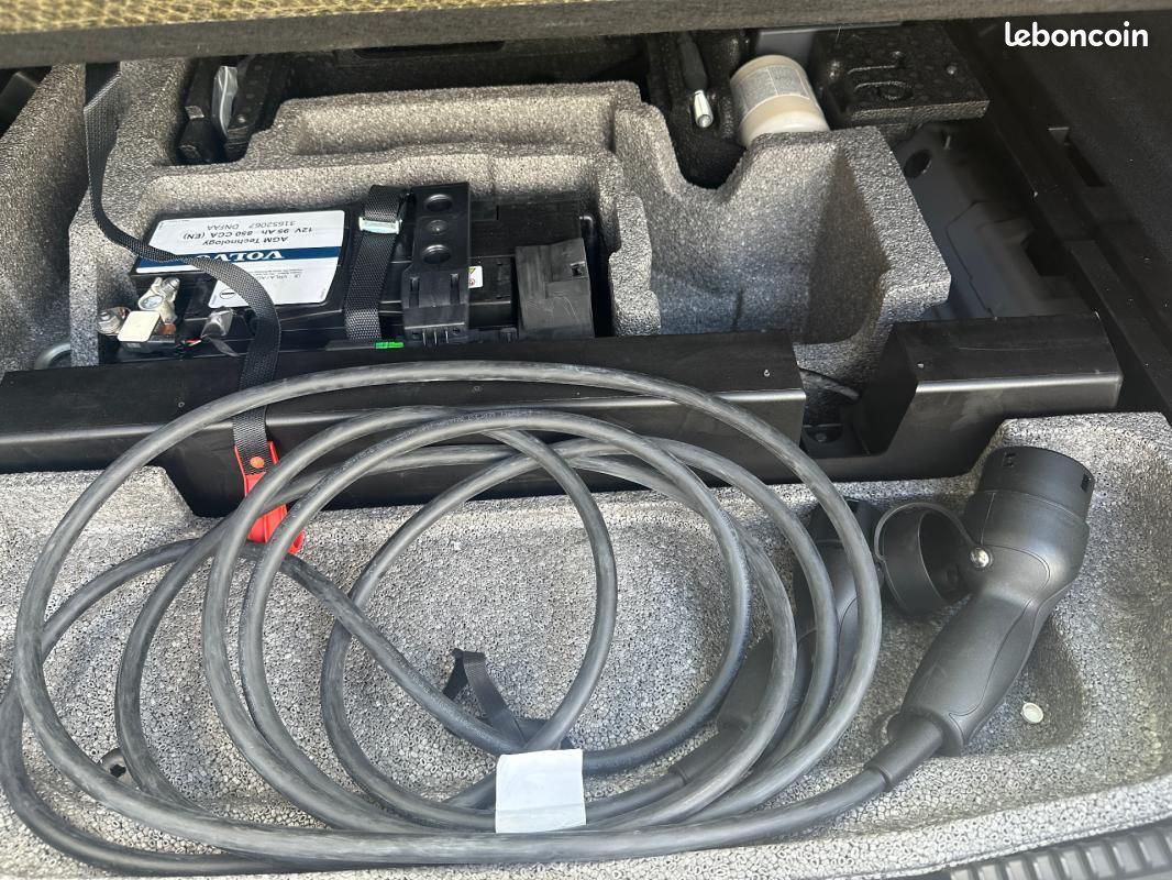 Volvo XC60 T6 AWD Hybride rechargeable 253 ch+145 ch Geartronic 8 Start (image 32)