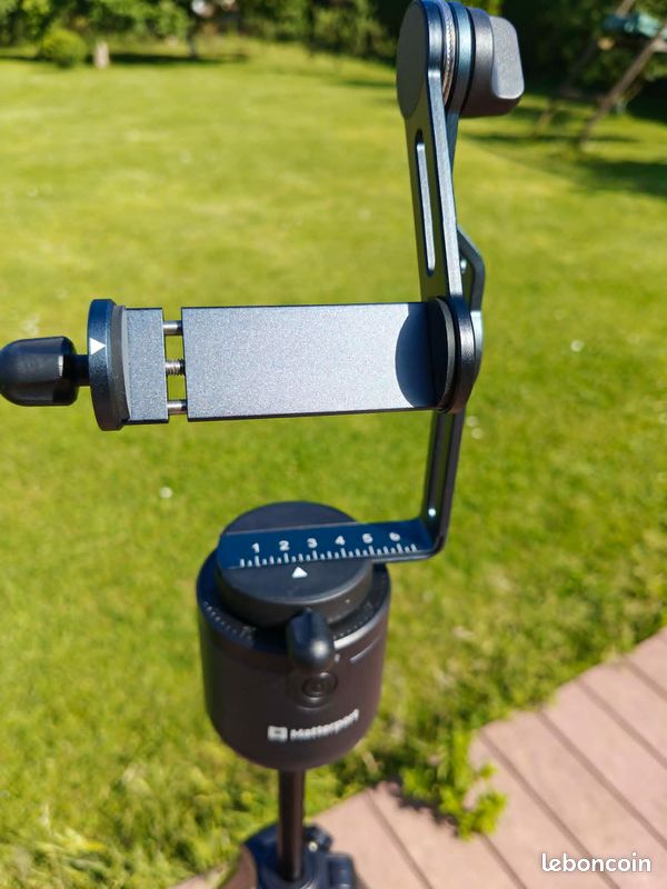 Matterport Axis (image 4)