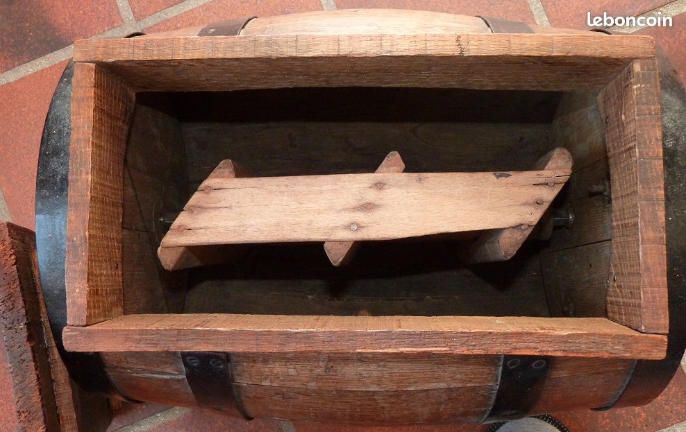 Bote à musique à manivelle en bois - VBESTLIFE - Compacte Mélodie Vintage - Une seule mélodie