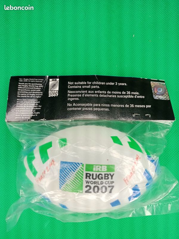 Mini Ballon de Rugby Bleu Gilbert World Cup 2023 | Espace des marques