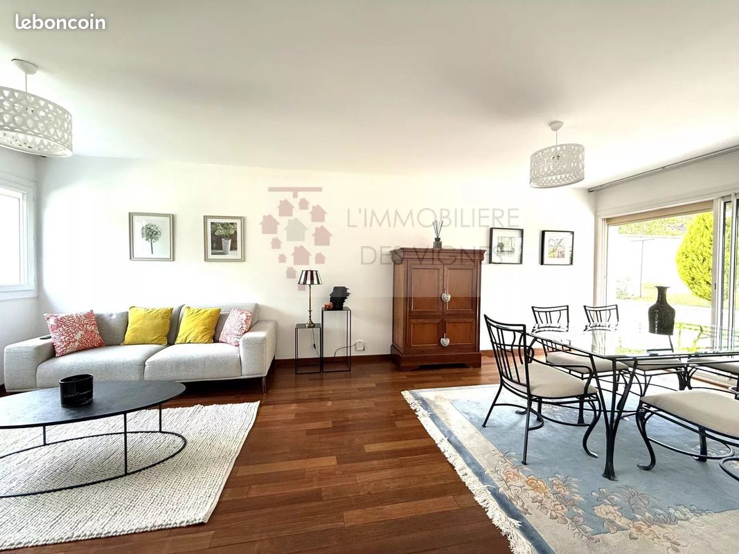 Maison 4 pièces 105 m² · à Villenave-d'Ornon · 105 m² · 1 800 €