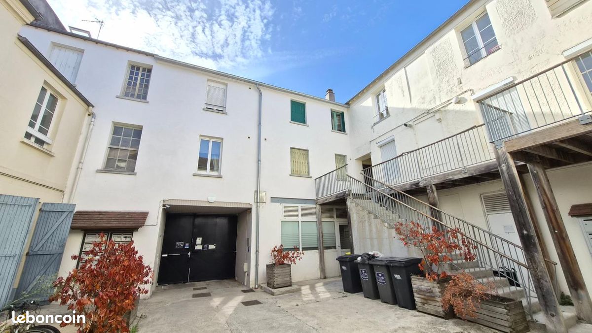 Appartement 2 pièces 49 m² · à Arpajon · 49 m² · 160 000 €