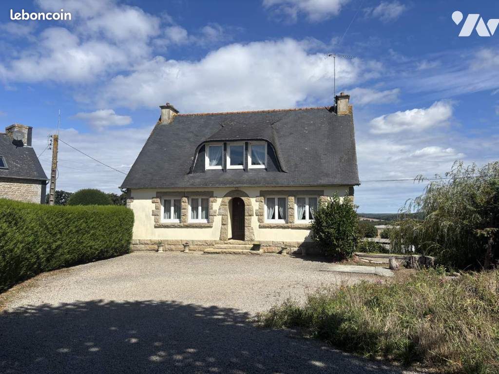 Maison 8 pièces 143 m² · à Plésidy · 143 m² · 169 280 €