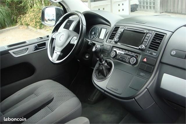 Volkswagen Transporter MULTIVAN 180 CH - 7 PLACES ATTELAGE CHAUFFAGE AUXILIAIRE CAMÉRA GPS (image 3)