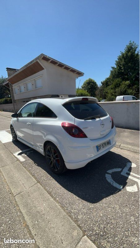 Opel corsa pour pièces (opc ) (image 1)