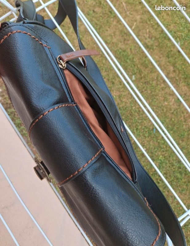 Sac Les Gazelles vintage cuir bandoulière Y2K 2000s" (image 5)