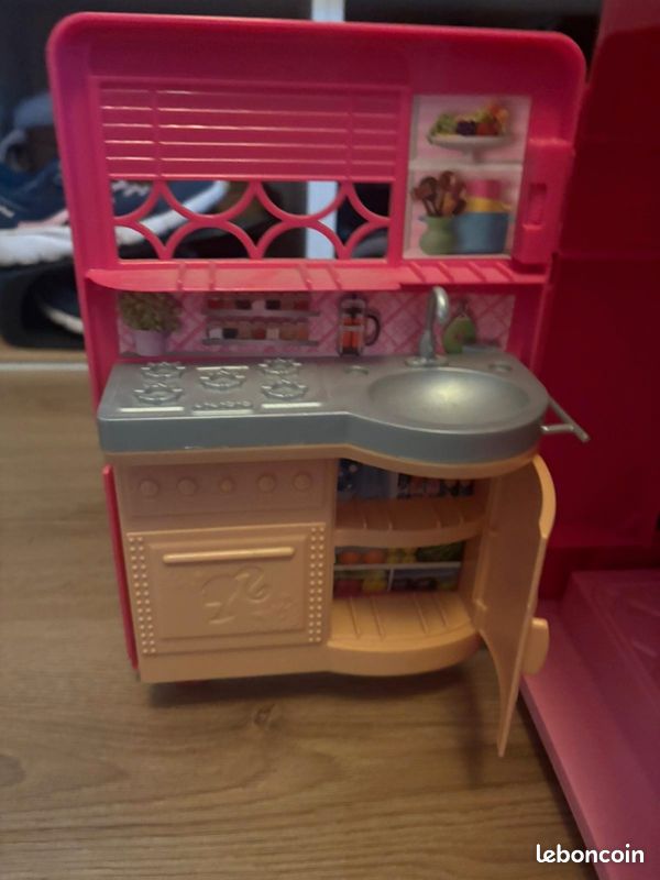 Camping-car barbie (image 6)