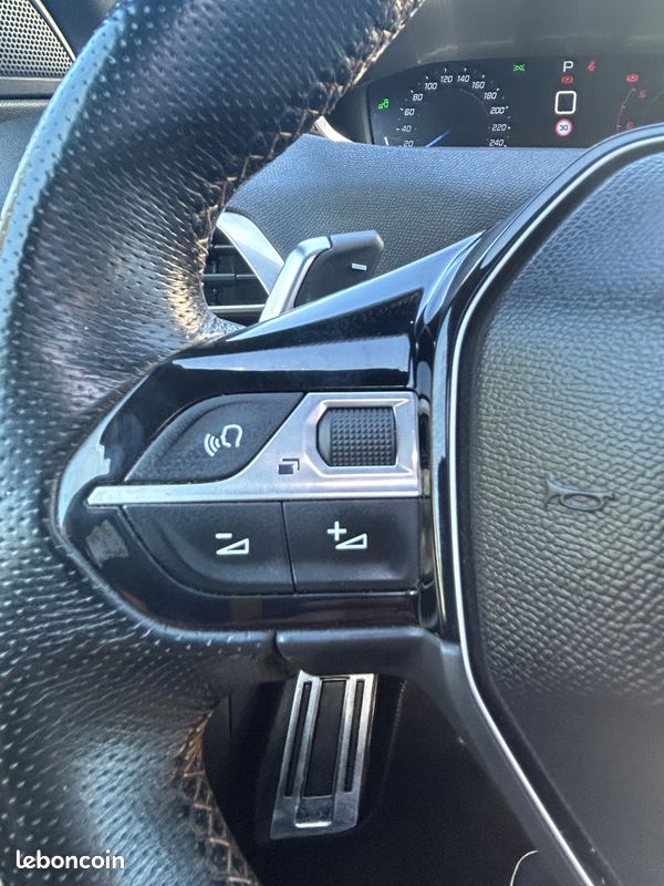 Peugeot 3008 generation-ii 2.0 bluehdi 180 gt bva- moteur changé/sieges cuir/to/ (image 18)