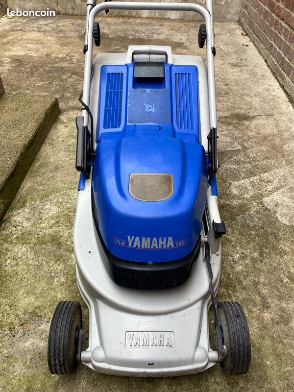 Tondeuse électrique yamaha YLE 242 (image 1)