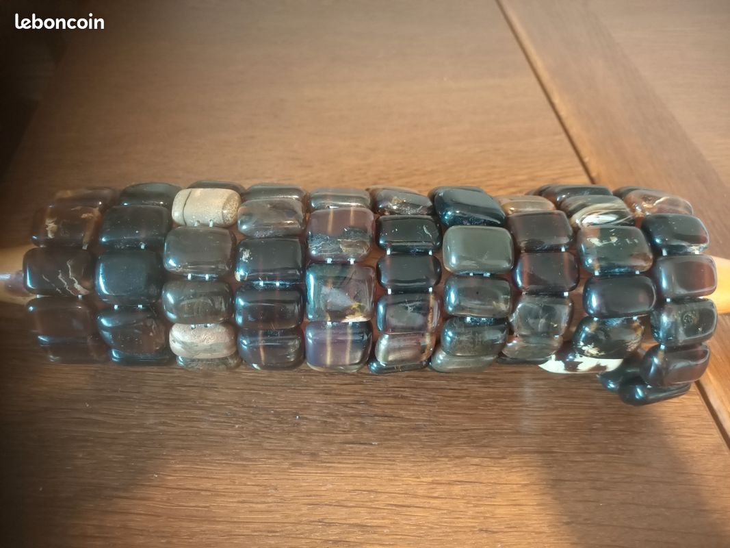 10 bracelets en ambre de Sumatra (image 1)