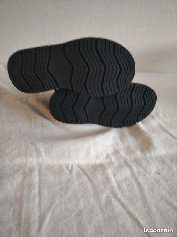 Boots (image 6)