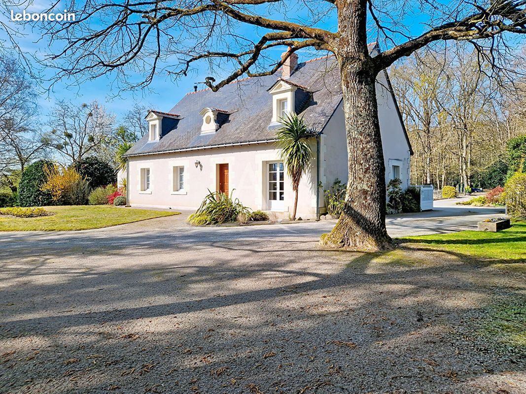 Maison 9 pièces 170 m² · à Loire-Authion · 170 m² · 385 100 €