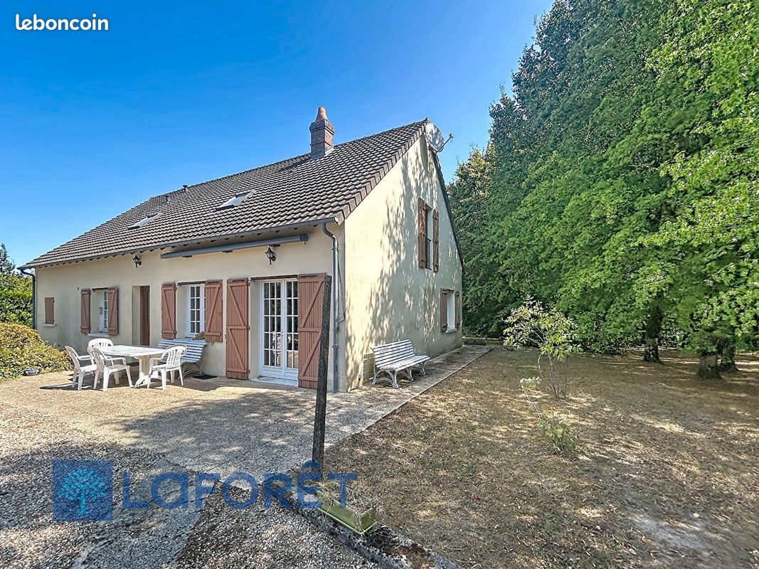 Maison 5 pièces 194 m² · à Longny les Villages · 194 m² · 172 000 €