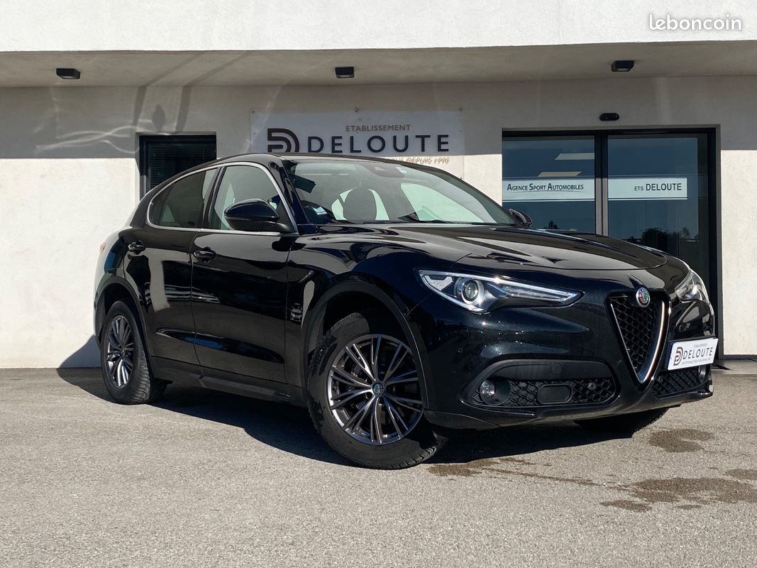 Alfa Romeo STELVIO Lusso Q4 (image 3)