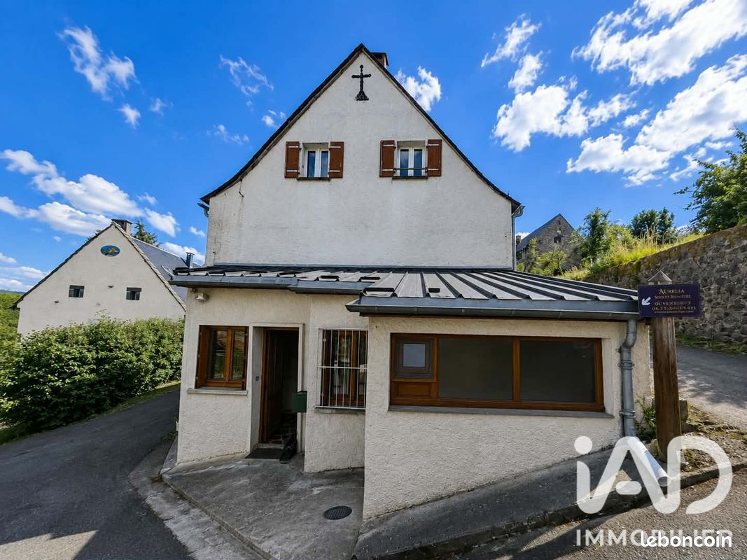 Maison 5 pièces 116 m² · à Saint-Pierre-Roche · 116 m² · 87 900 €