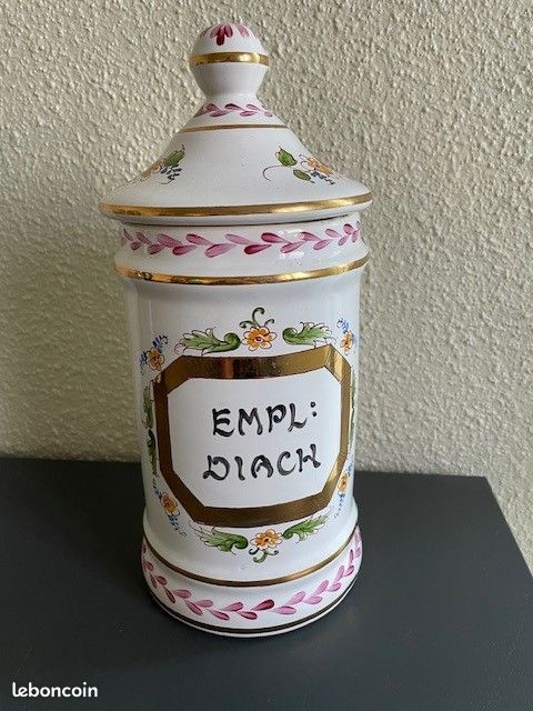 Pot à pharmacie vintage faïence de Moustier (image 1)