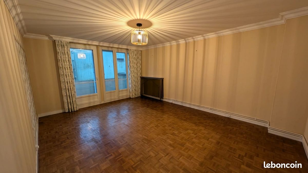 Appartement 3 pièces 73 m² · à Brest · 73 m² · 835 €