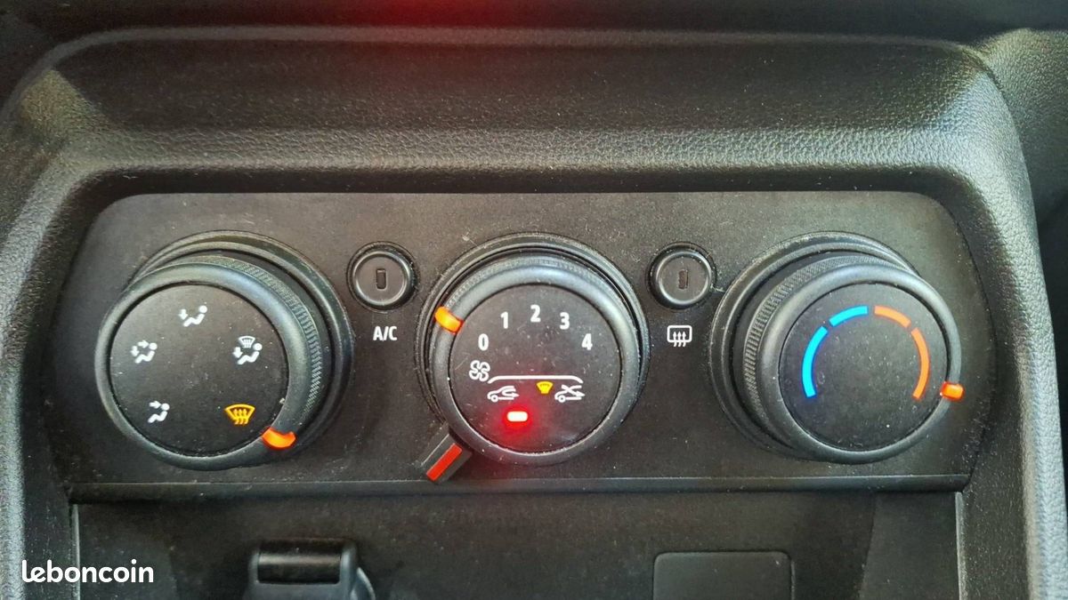 Dacia sandero tce 90 expression (image 28)
