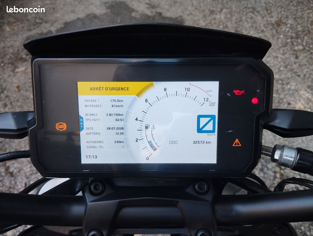 KTM duke 125 (image 2)