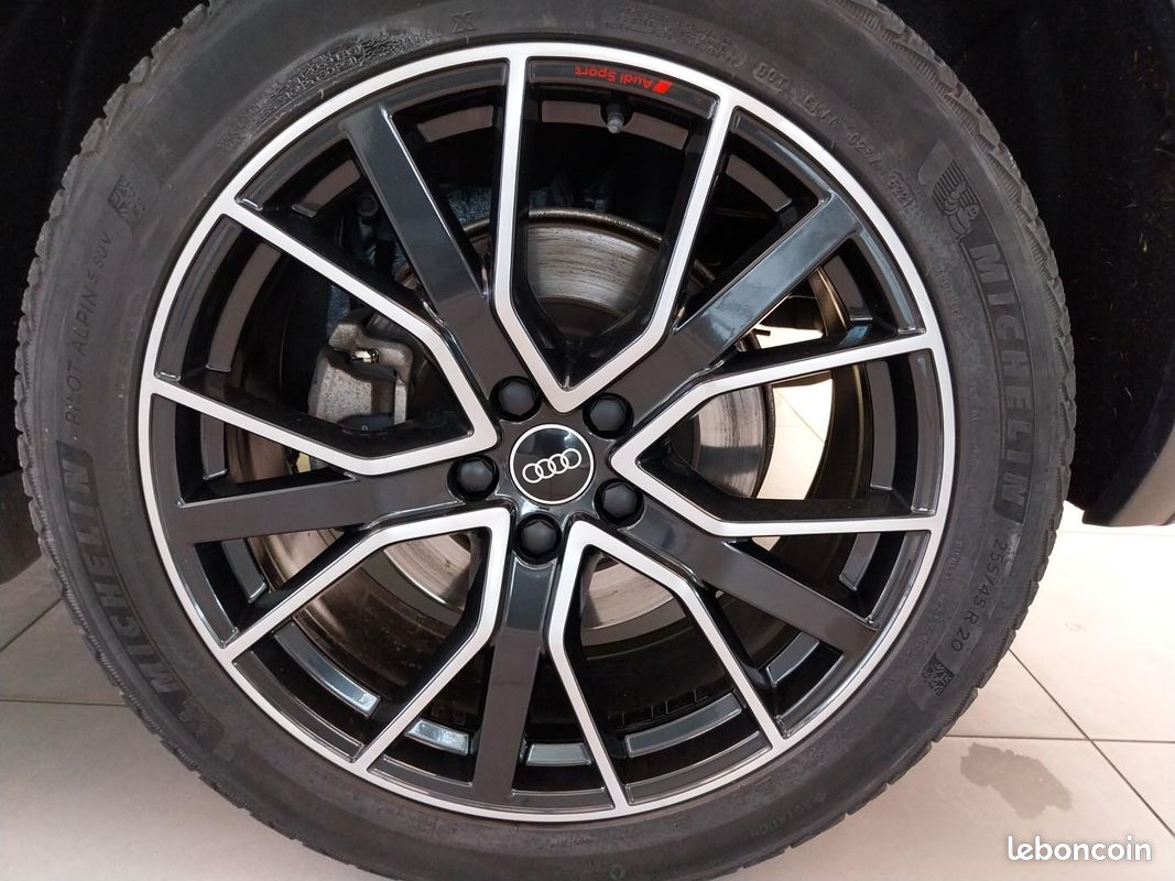 AUDI Q5 Sportback 40 TDI 204 S tronic 7 Quattro S line (image 8)