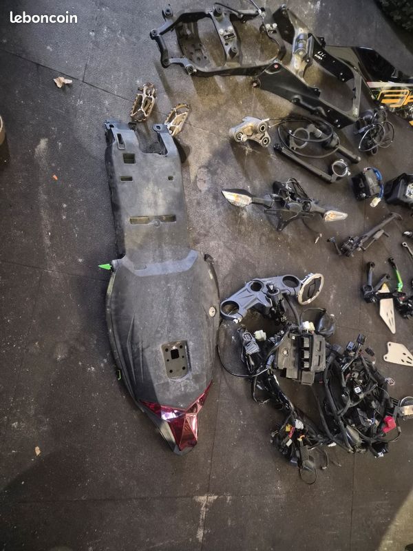 Piece kawasaki ninja 636 r (image 2)