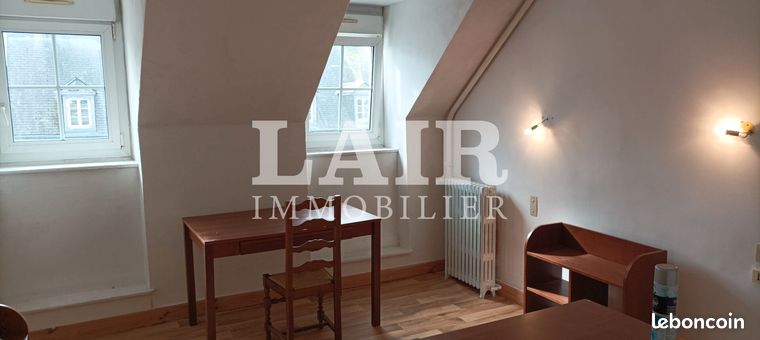 https://img.leboncoin.fr/api/v1/lbcpb1/images/43/3b/03/433b03436175a2f7de3ff363d7ddb33a8fe63cc1.jpg?rule=ad-image