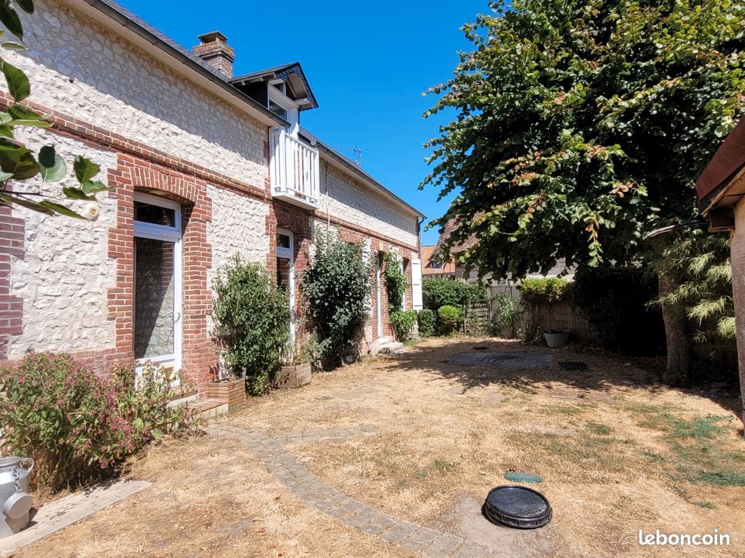 Maison 6 pièces 126 m² · à Muids · 126 m² · 225 000 €