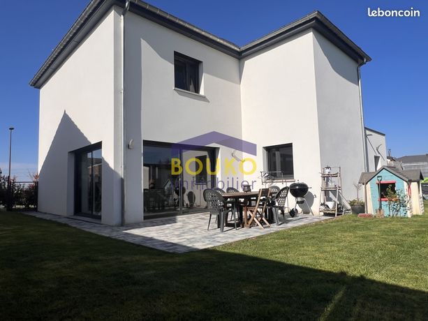 Villa 7 pièces 150 m²