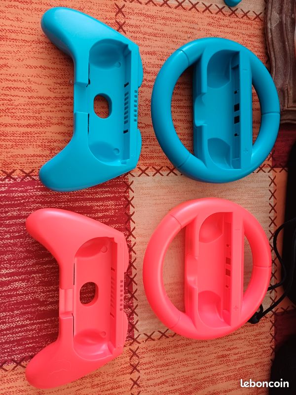 Protection et volant pour manettes de Switch (image 1)