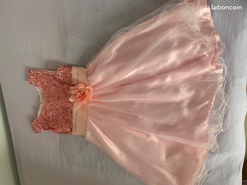 Lot vêtements fille 6/8 ans (image 9)