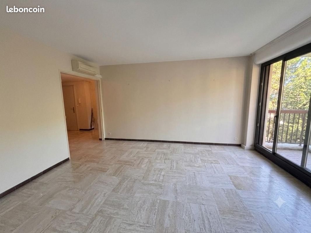 Appartement 3 pièces 99 m² · à Montpellier · 99 m² · 1 231 €