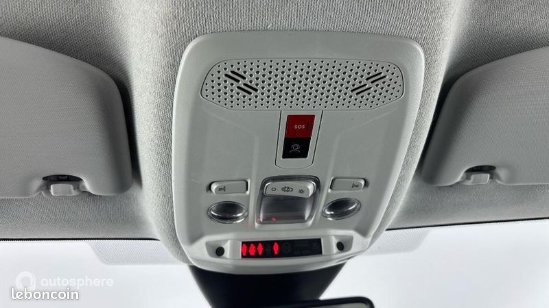 Citroen C4 PureTech 130ch S&S Shine (image 21)