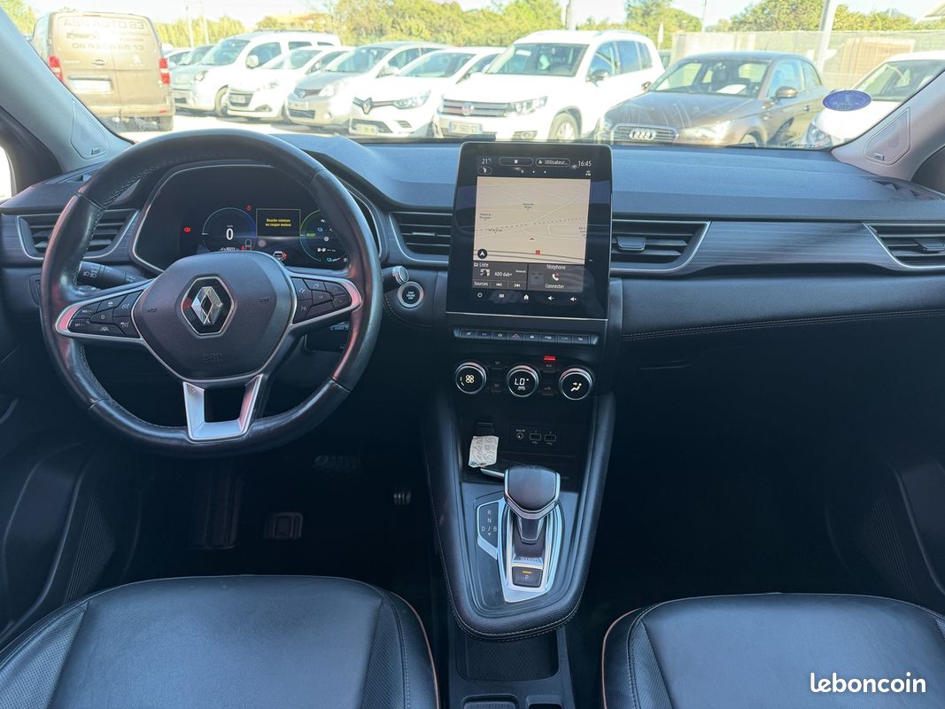Renault CAPTUR II 1.6 E-TECH PLUG-IN 160CH INITIALE PARIS (image 11)