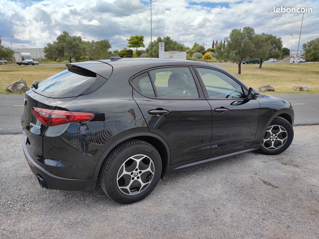 ALFA ROMEO STELVIO MY22 2.2 D 160 ch AT8 Super (image 3)