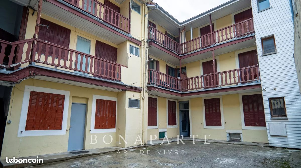 Immeuble 26 pièces 375 m² · à Pau · 375 m² · 850 000 €