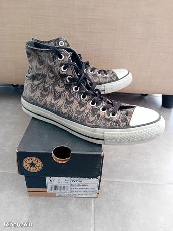 converse homme tete de mort