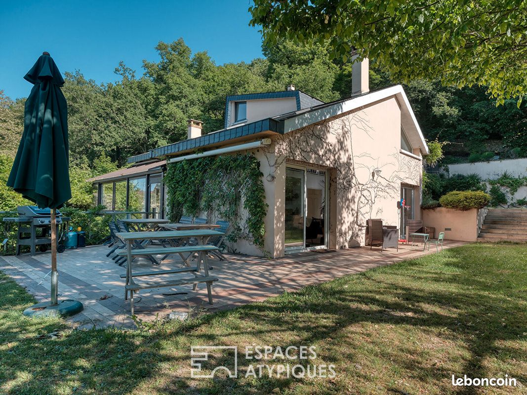 Maison 11 pièces 310 m² · à Bièvres · 310 m² · 1 395 000 €