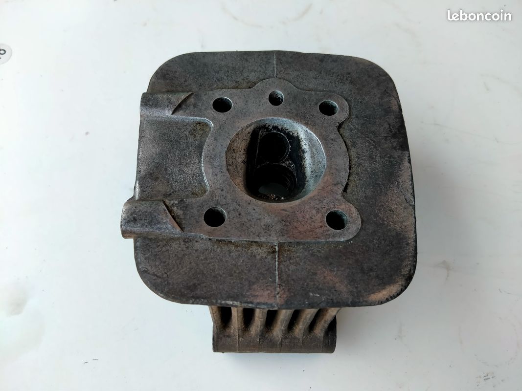 Culasse mobylette (image 3)