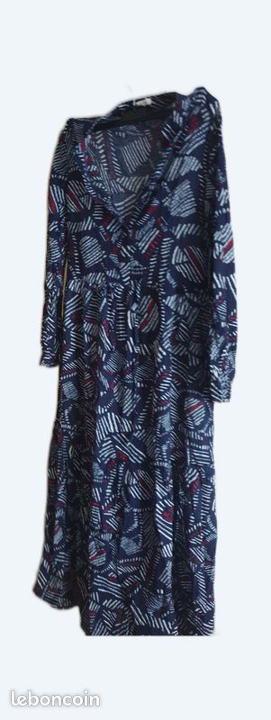 Robe (image 1)